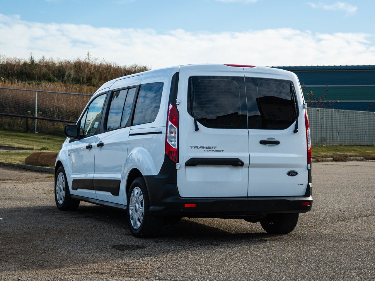 2020 Ford Transit Connect Wagon XL w/Dual Sliding Doors White Sherwood Park - photo #11