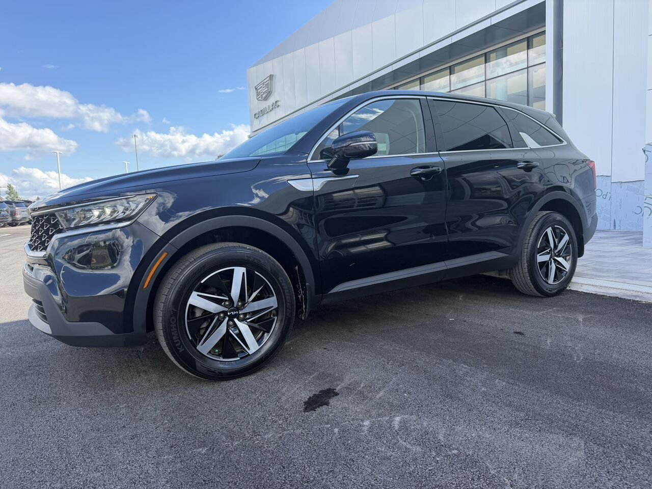2023 Kia Sorento LX Premium AWD 7 PASSAGERS Black Laval - photo #0