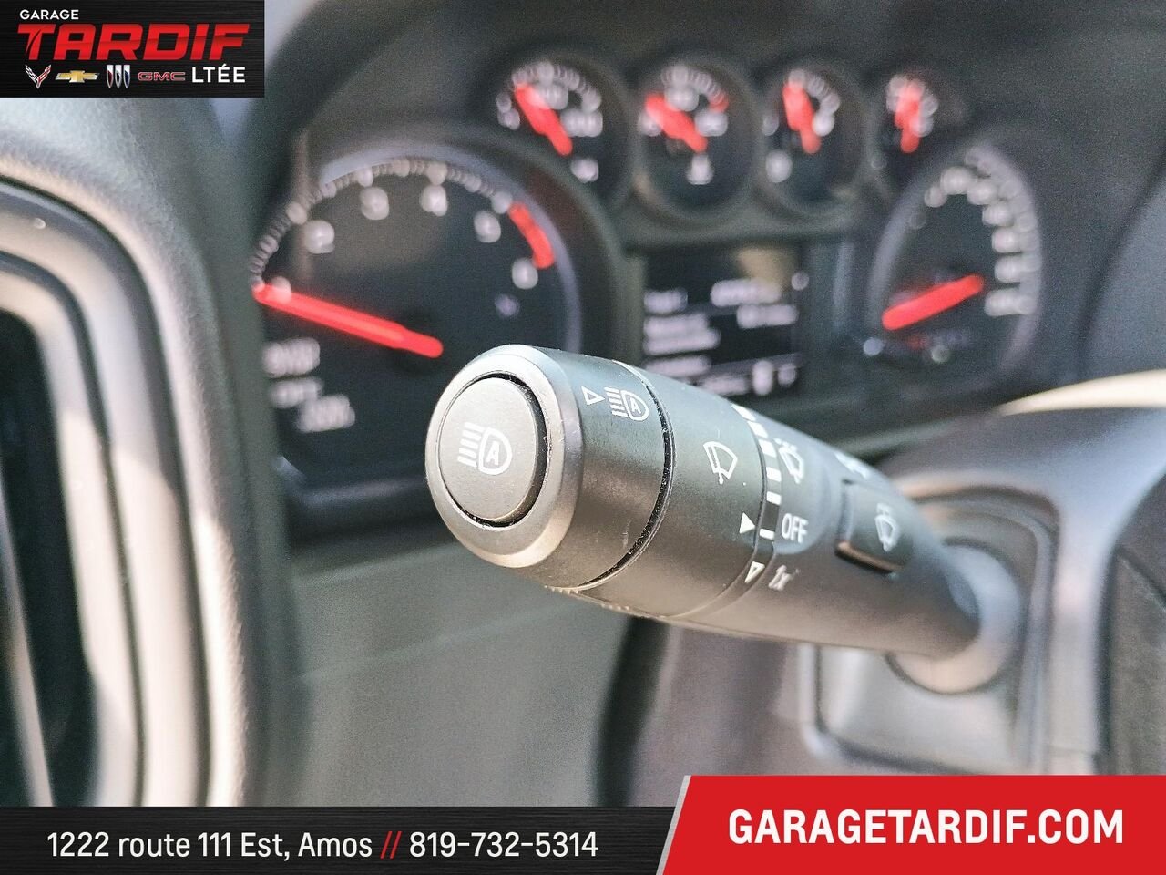 CHEVROLET Silverado 1500 2024 Gris Mont-Laurier - photo #25