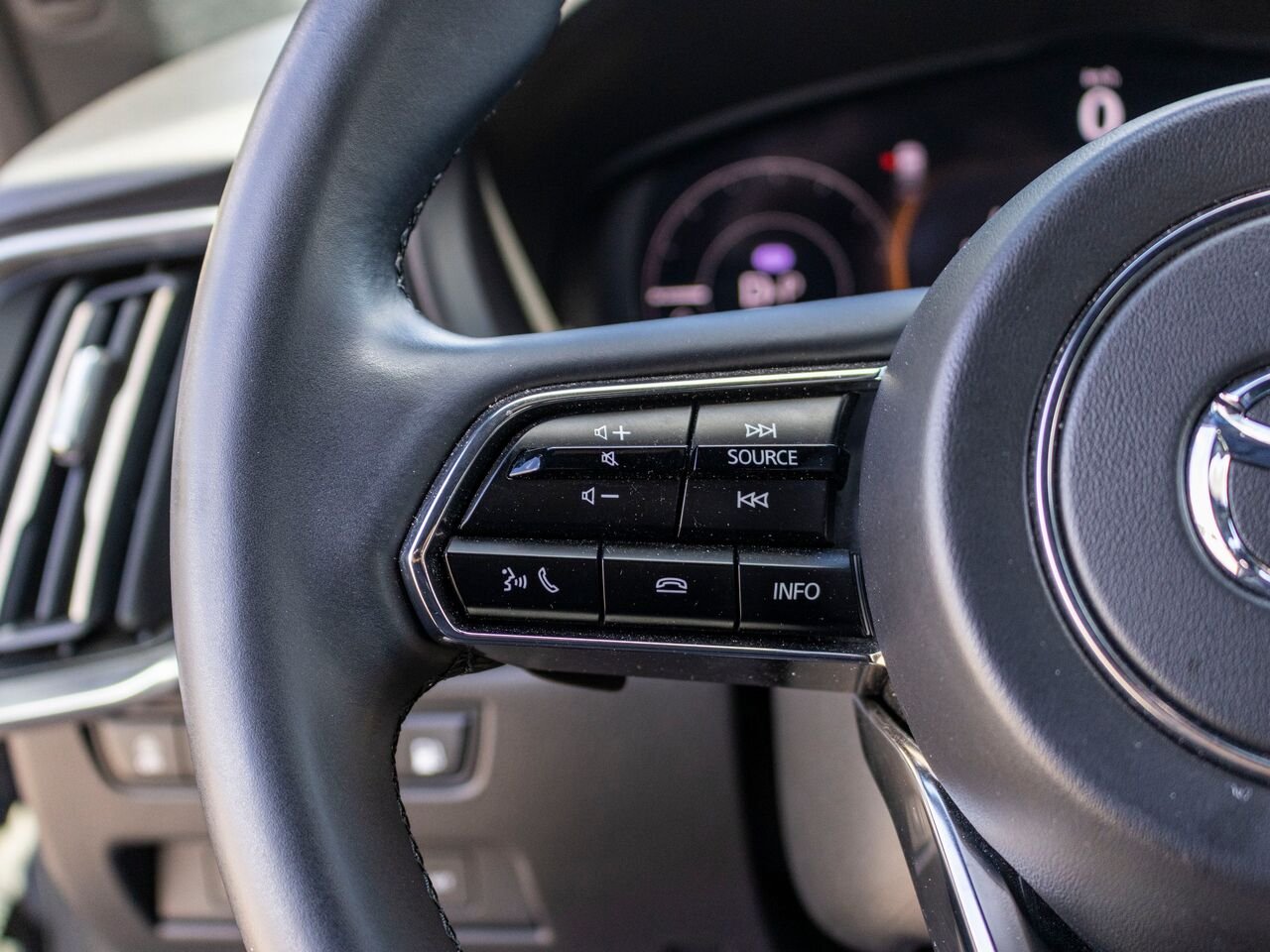 Mazda CX-90 hybride rechargeable GT TI 2024 Gris Châteauguay - photo #11