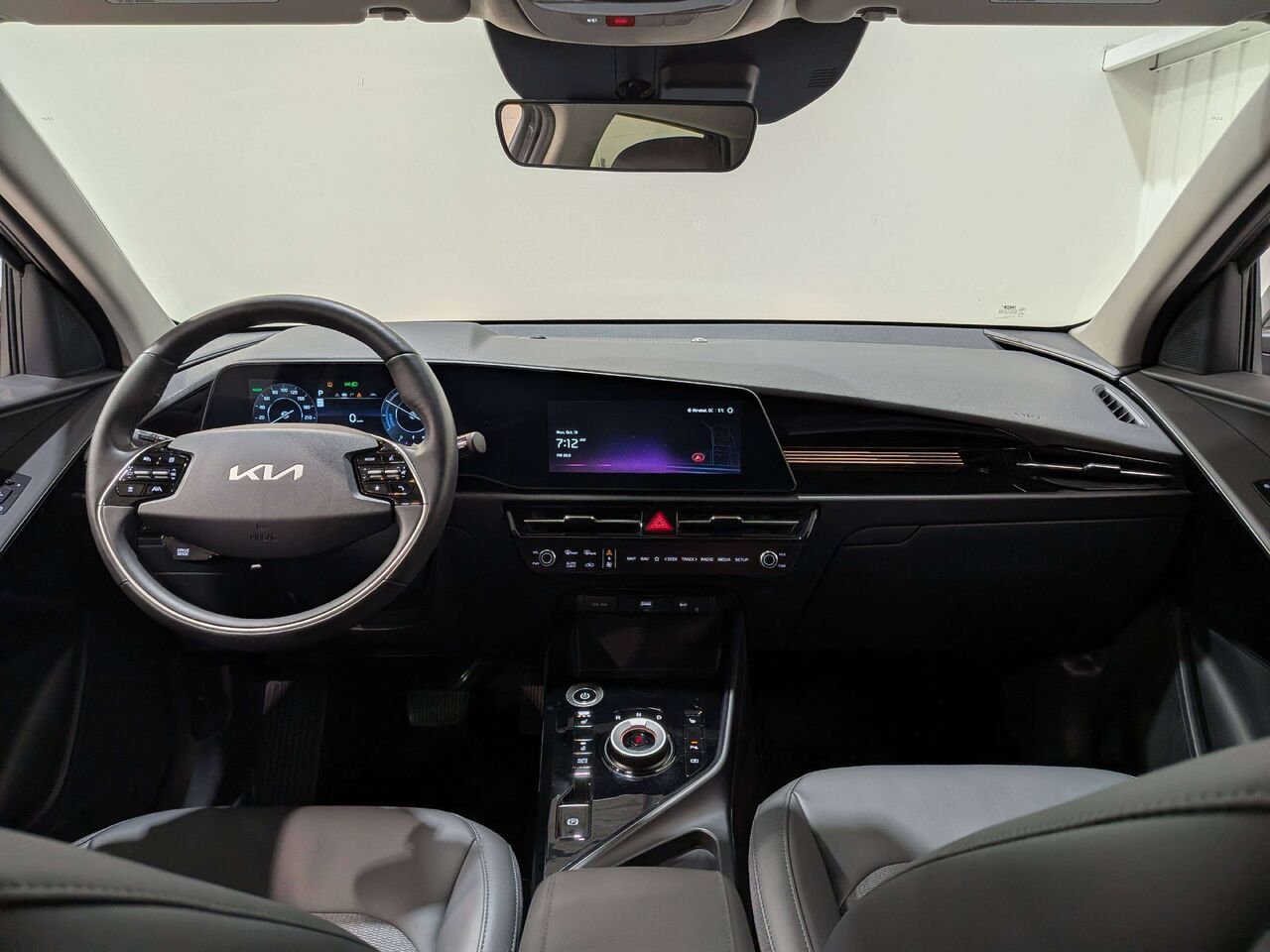 2025 Kia Niro EV Wind FWD Grey Val-David - photo #12