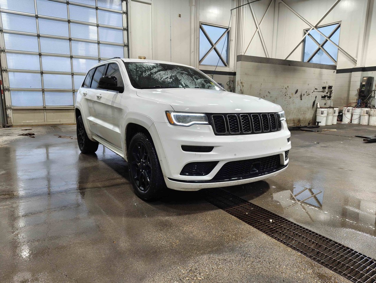 2021 Jeep Grand Cherokee Limited X 4x4 White Sherwood Park - photo #2