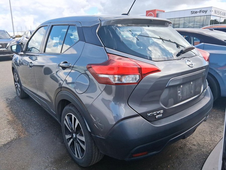 Nissan Kicks SV TA 2019 2019 Gris