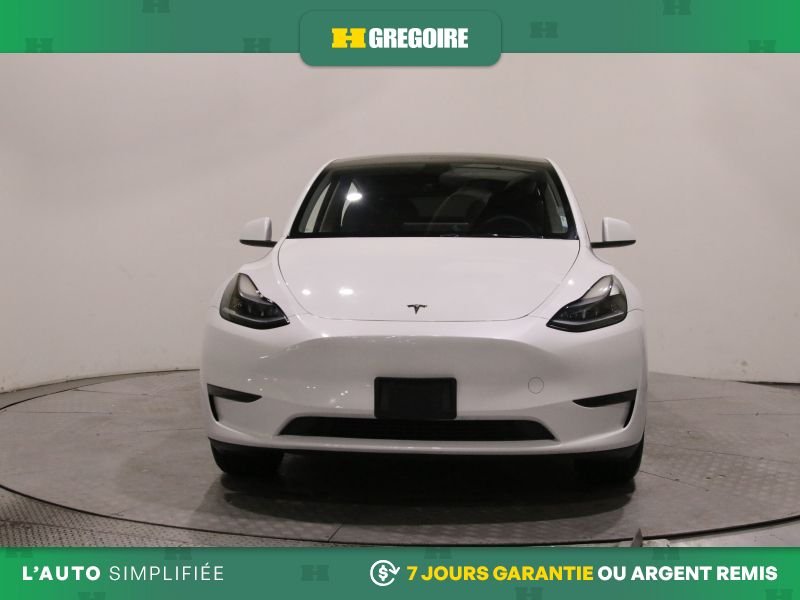 2023 Tesla Model Y White Saint-Léonard - photo #1