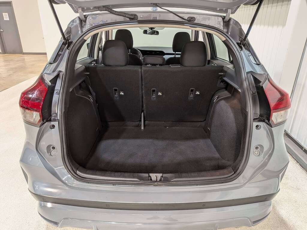 Nissan Kicks SV FWD 2024 Gris Val-David - photo #8