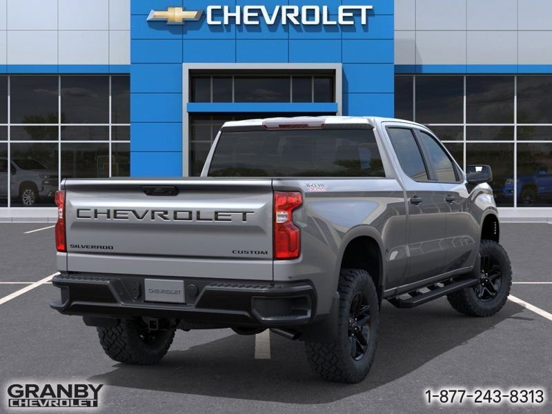 CHEVROLET Silverado 1500 K1500 SILVERADO CREW CAB CUSTOM TRAIL BOSS STD/BOX (2CX) | E26-0895 2026 GRIS STERLING METALLISE Granby - photo #3