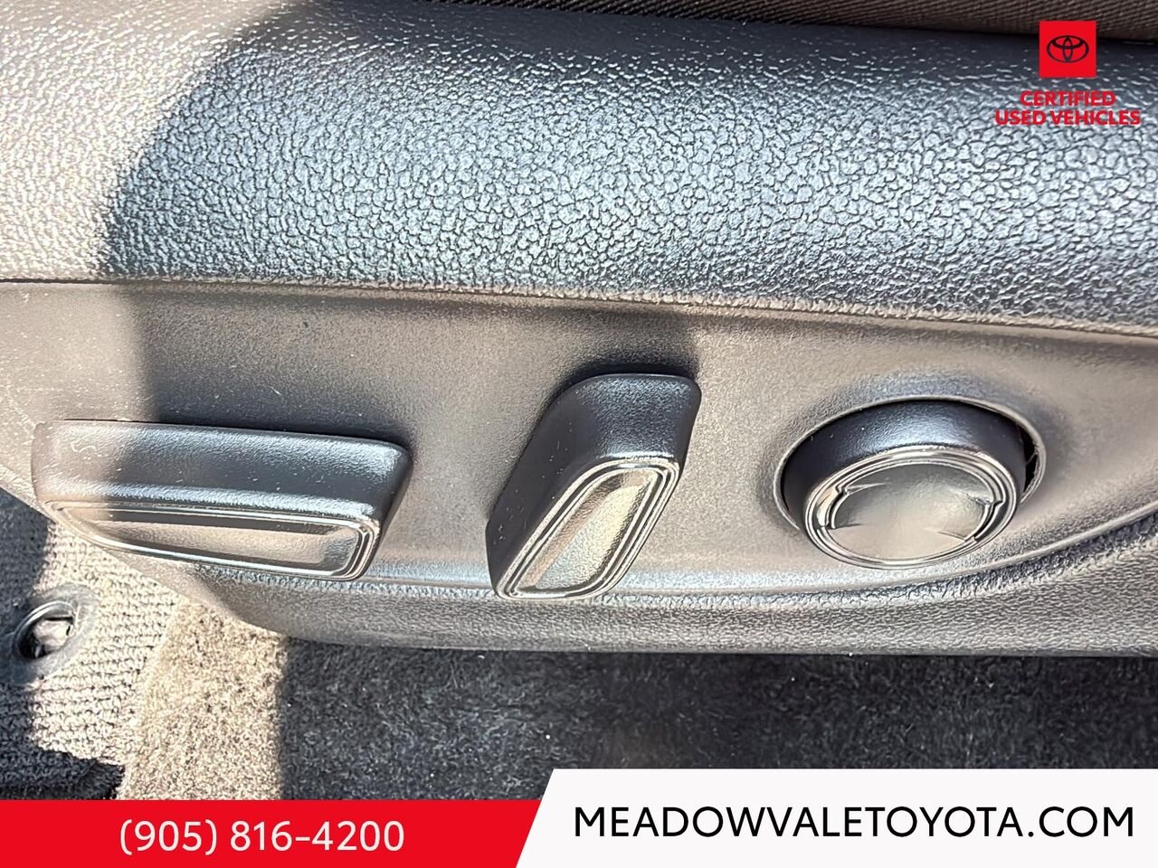 2021 Toyota RAV4 One Owner Silver Sky Metallic Mississauga - photo #9