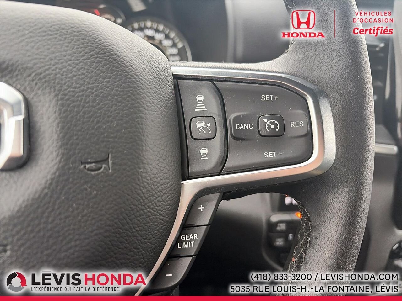 2025 Ram 1500 Big Horn Big Horn cabine d'équipe 4x4 caisse de 5 pi 7 po Grey Lévis - photo #22