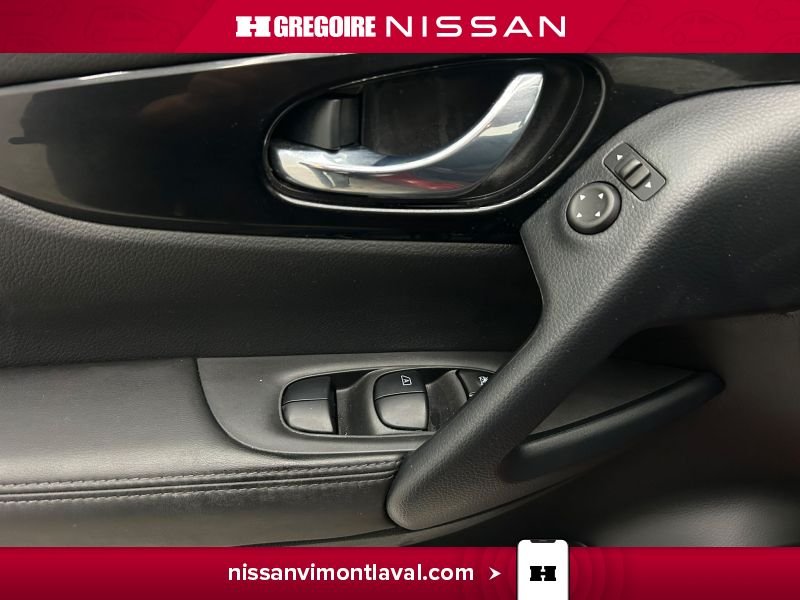 Nissan Qashqai 2023 Rouge Laval - photo #19