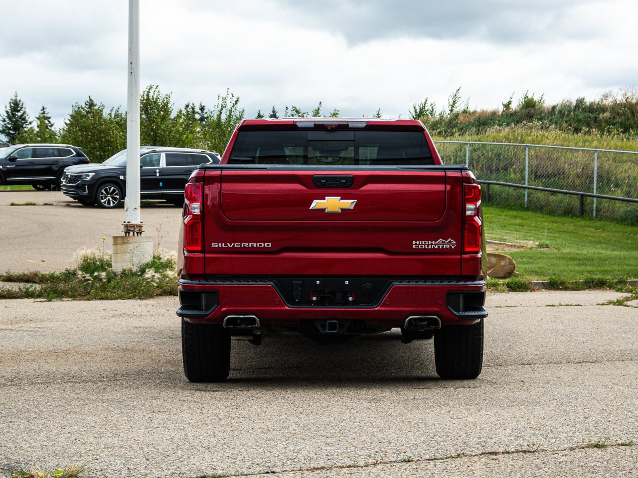 2024 Chevrolet Silverado 1500 4WD Crew Cab 147 High Country Red Sherwood Park - photo #12