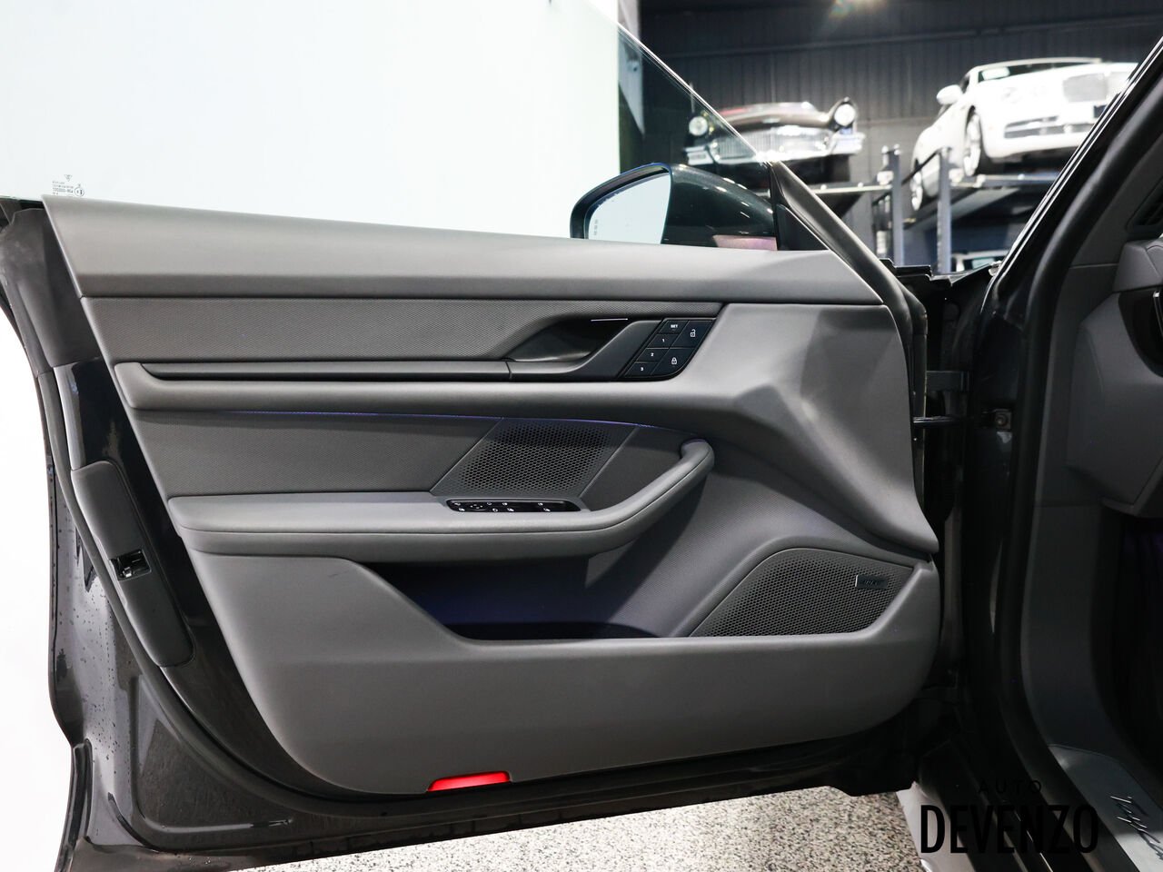 Porsche Taycan 2022 Gris Saint-Eustache - photo #9