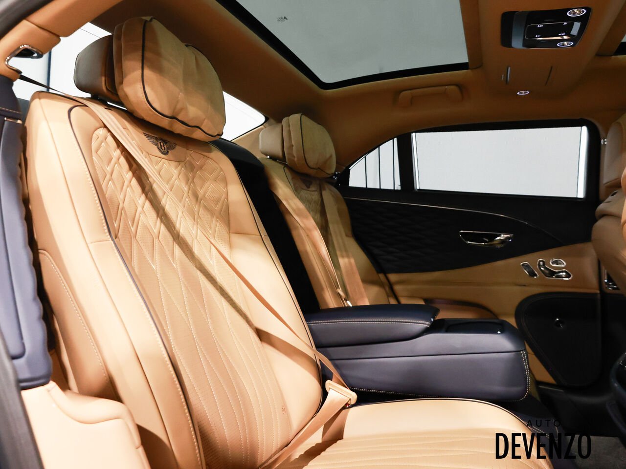 2022 Bentley Flying Spur Grey Saint-Eustache - photo #11