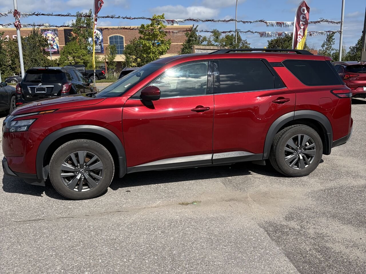 2024 NISSAN PATHFINDER SV SV 4RM Red Gatineau - photo #10