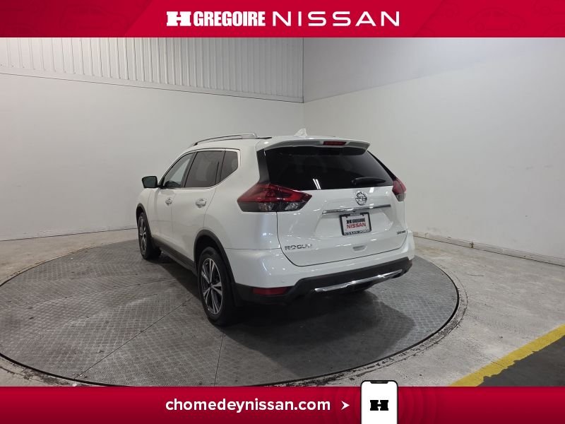2019 Nissan Rogue White Laval - photo #7