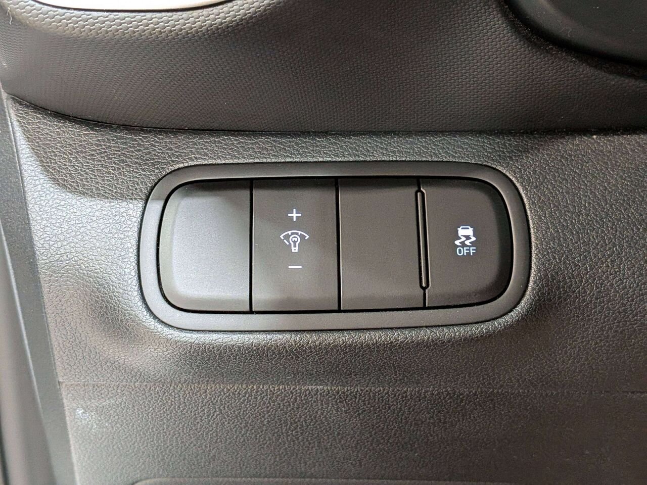 2026 Hyundai Venue Preferred IVT White Val-David - photo #31