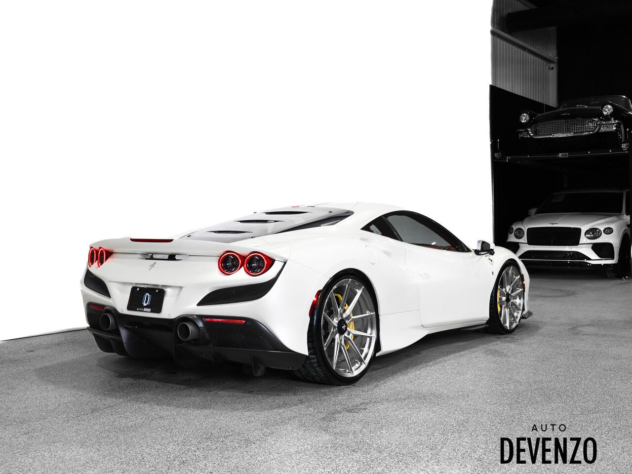 Ferrari F8 Tributo 2022 Blanc Saint-Eustache - photo #3