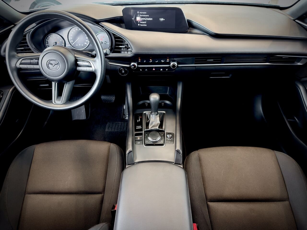 2022 Mazda Mazda3 Sport Grey Notre-Dame-des-Prairies - photo #14
