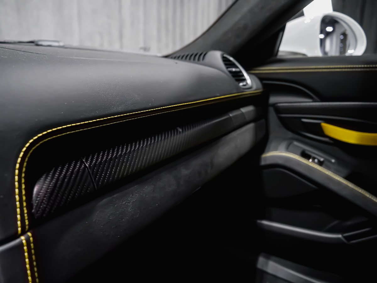 2025 Porsche 718 Cayman GT4 RS White Montreal - photo #34