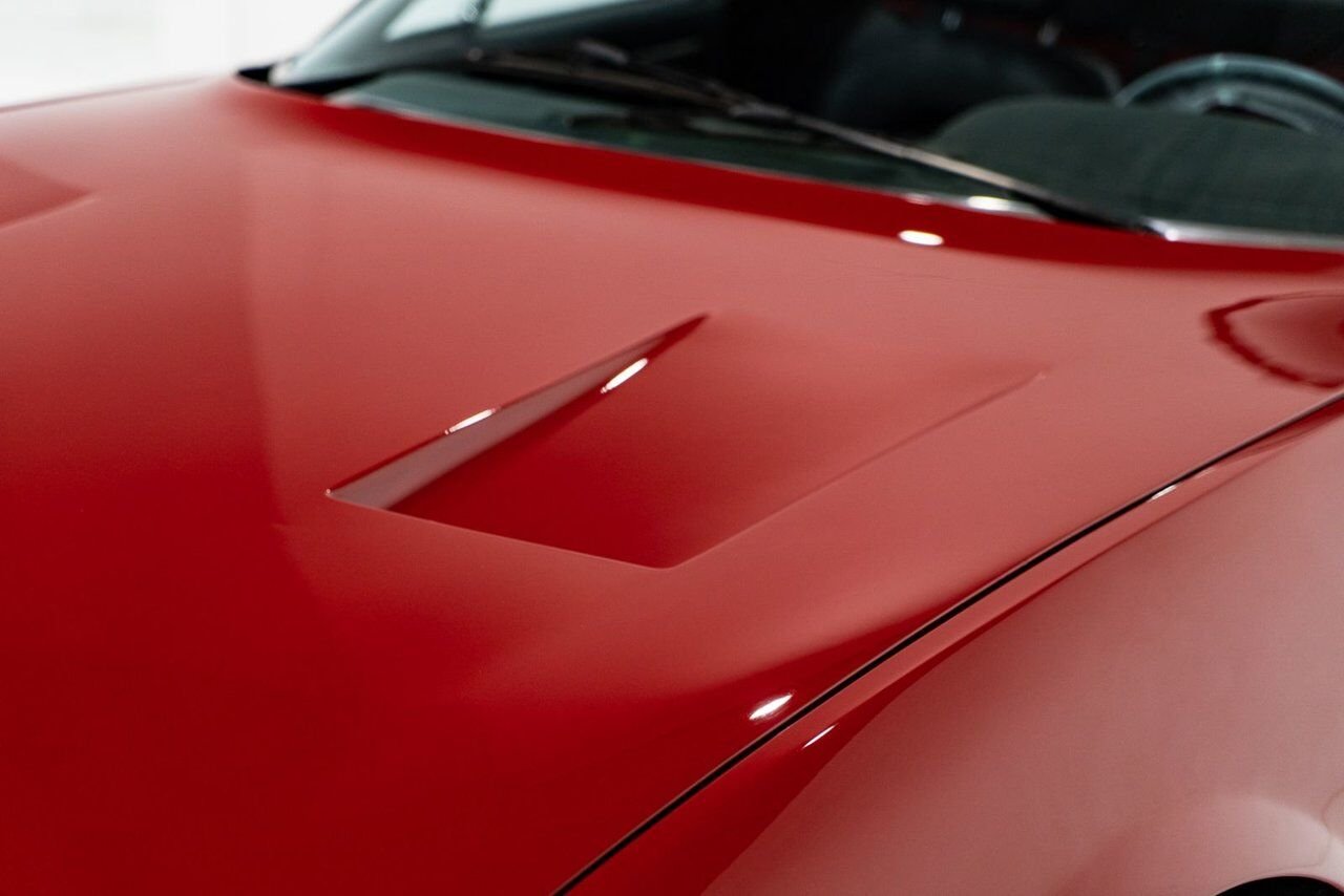 Ferrari 365 GTB4 Daytona 18,301 miles With Orig Books/Tools/ Carbs / Filter Box 1973 Rouge Montréal - photo #52