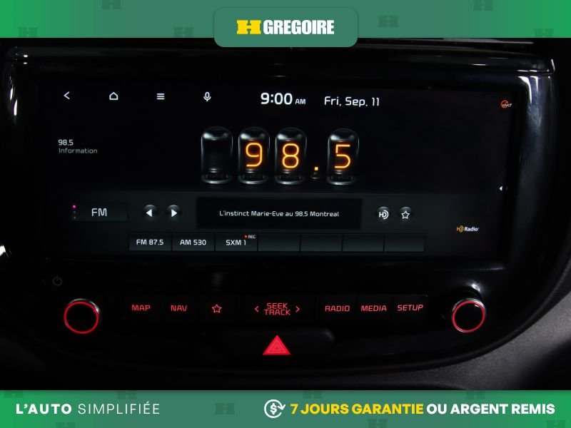 2022 Kia Soul Black Blainville - photo #11