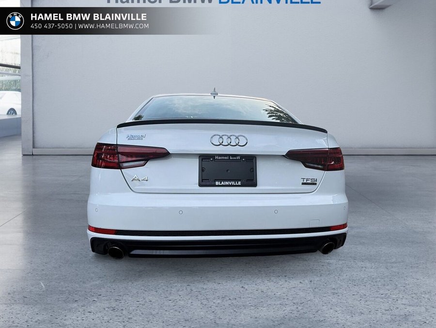 Audi berline A4 2018 2018 Blanc