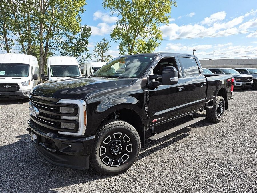 Ford Super Duty F-250 SRW PLATINE 2027 Noir agate métallisé