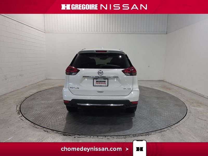 2019 Nissan Rogue White Laval - photo #8