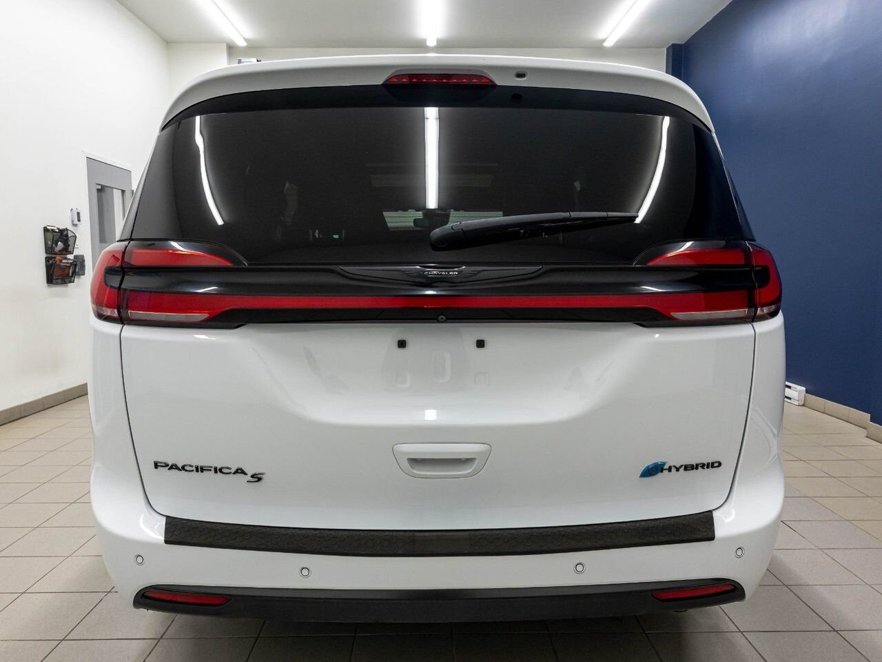Chrysler Pacifica Hybrid SELECT PREMIUM S *TOIT* NAV CUIR SIÈGES VENTIL 2024 Blanc Saint-Jérôme - photo #8