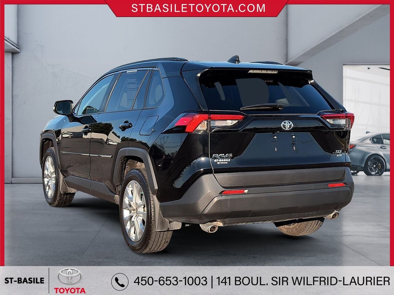 2025 TOYOTA RAV4 Midnight Black Metallic Saint-Basile-le-Grand - photo #6
