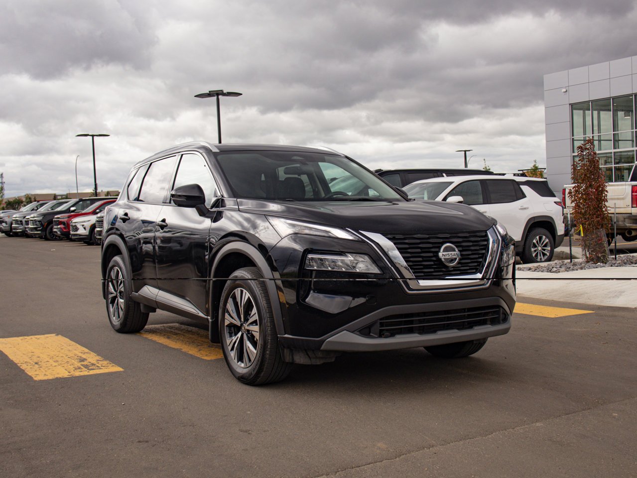 2021 Nissan Rogue AWD SV Black Sherwood Park - photo #12