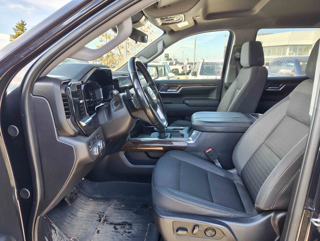 2024 GMC Sierra 1500 4WD Crew Cab 147 Elevation Grey Sherwood Park - photo #7