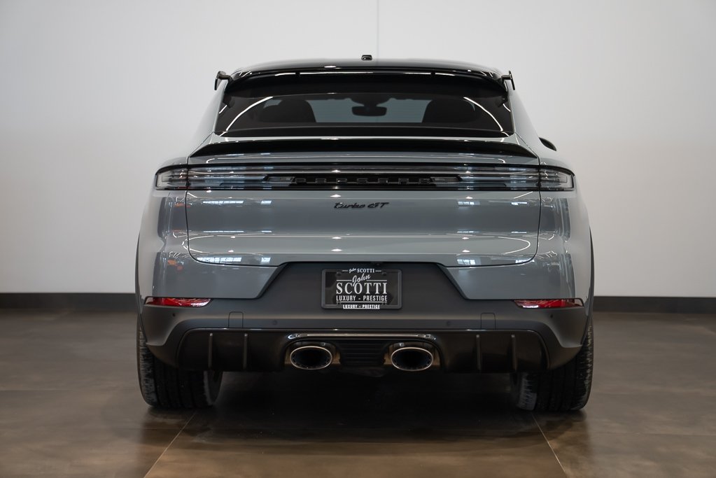 2024 Porsche Cayenne Grey Saint-Eustache - photo #4