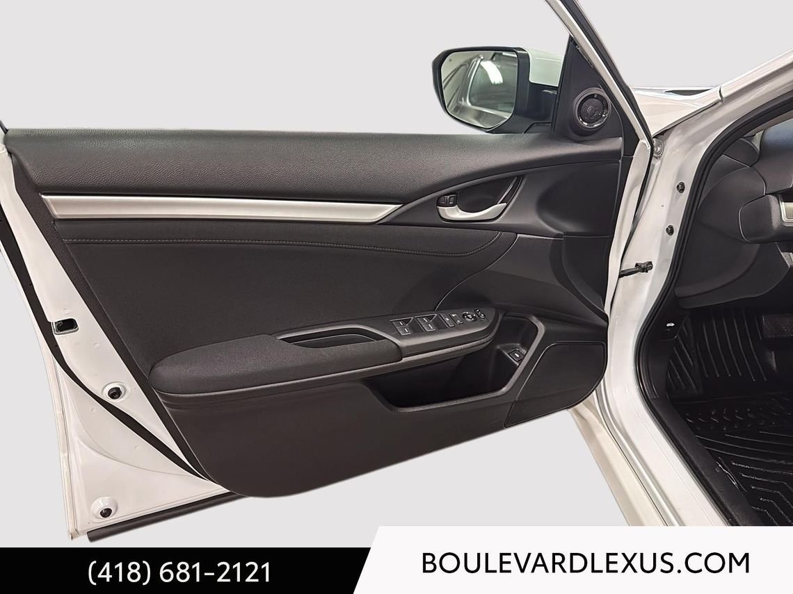 2020 Honda Civic White Quebec - photo #26