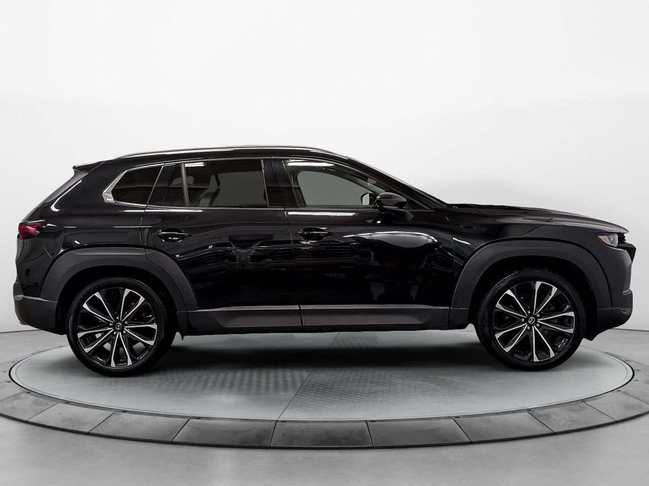2024 Mazda CX-50 AWD GT Toit Pano Cuir Black Sherbrooke - photo #4