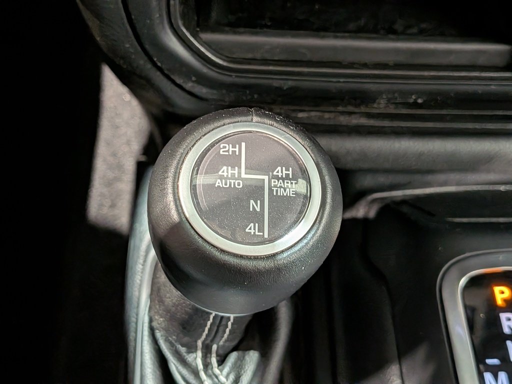 2021 Jeep Wrangler 4xe Unlimited Sahara 4x4 Grey Val-David - photo #25