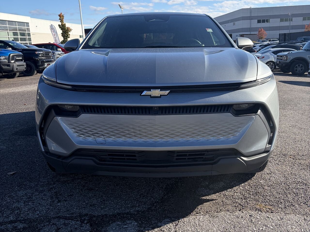 CHEVROLET ELECTRIQUE LT ELECTRIQUE EV 4 portes - LT 2025 Gris Gatineau - photo #17