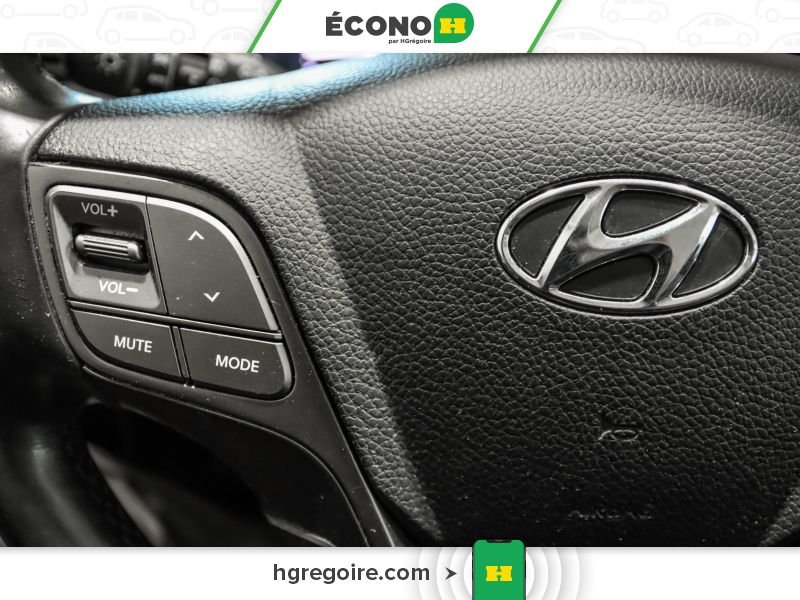 2017 Hyundai Santa Fe Grey Laval - photo #14