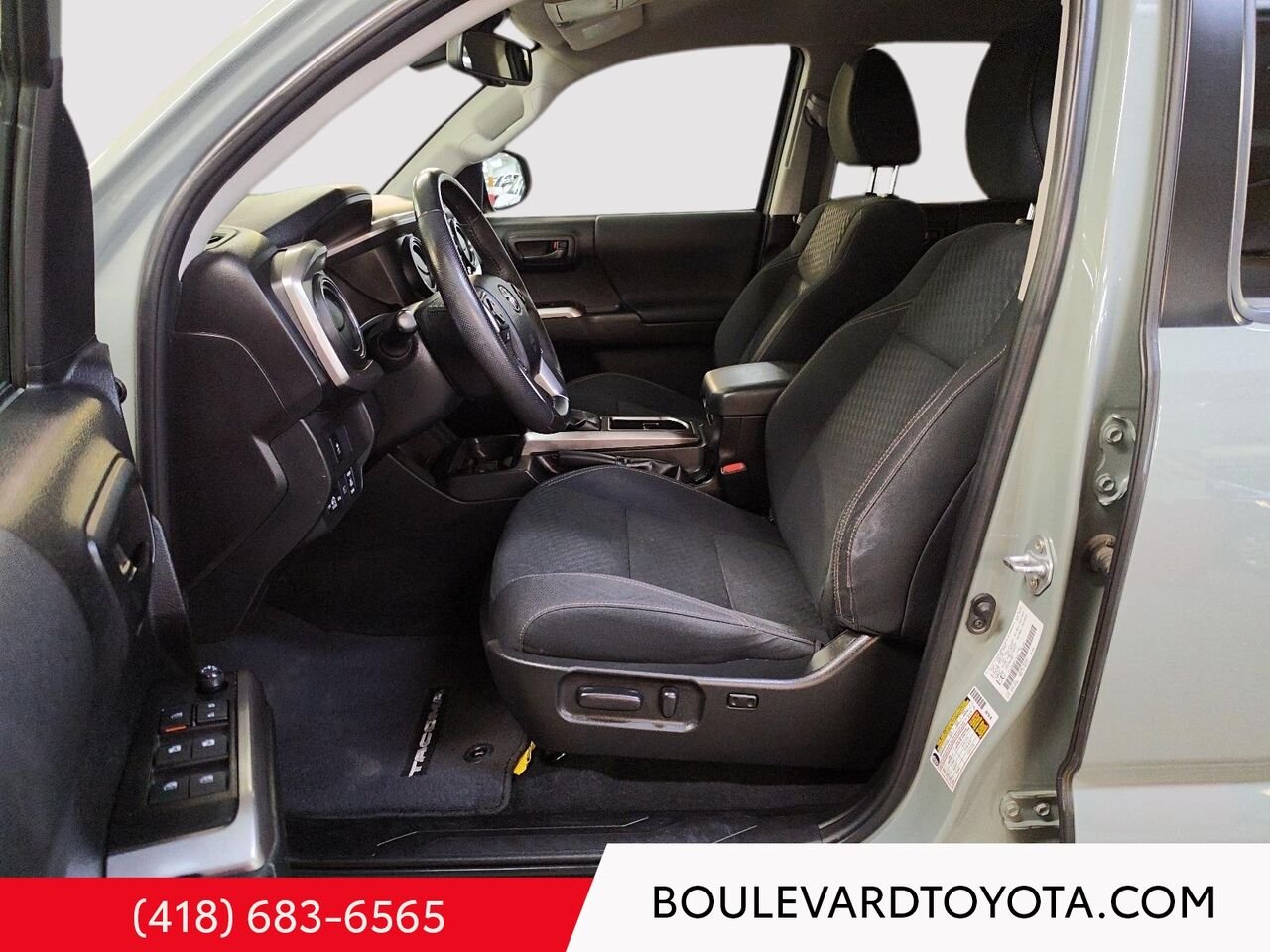 Toyota Tacoma 100089A-122 | DOUBLE CAB 4X4 EMP.COURT 2023 Gris Québec - photo #10