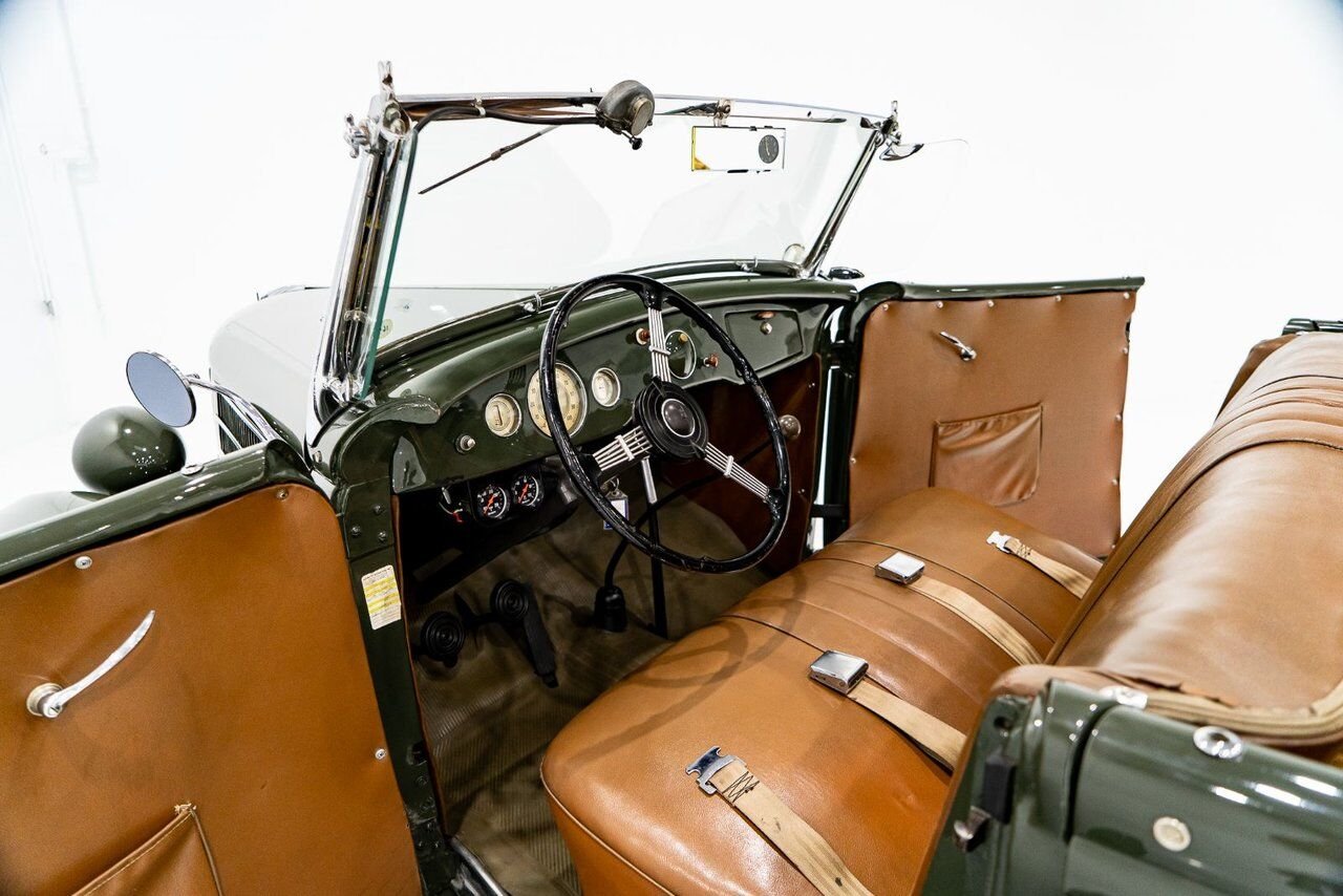 Ford Model 48 Phaeton PRIX EN USD | Beautifully presented in original condition 1936 Vert Montréal - photo #10