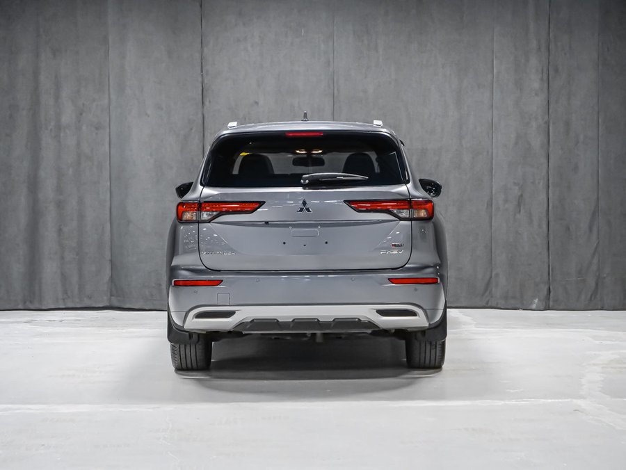 2023 Mitsubishi Outlander Plug-In Hybrid GT-AWD Grey