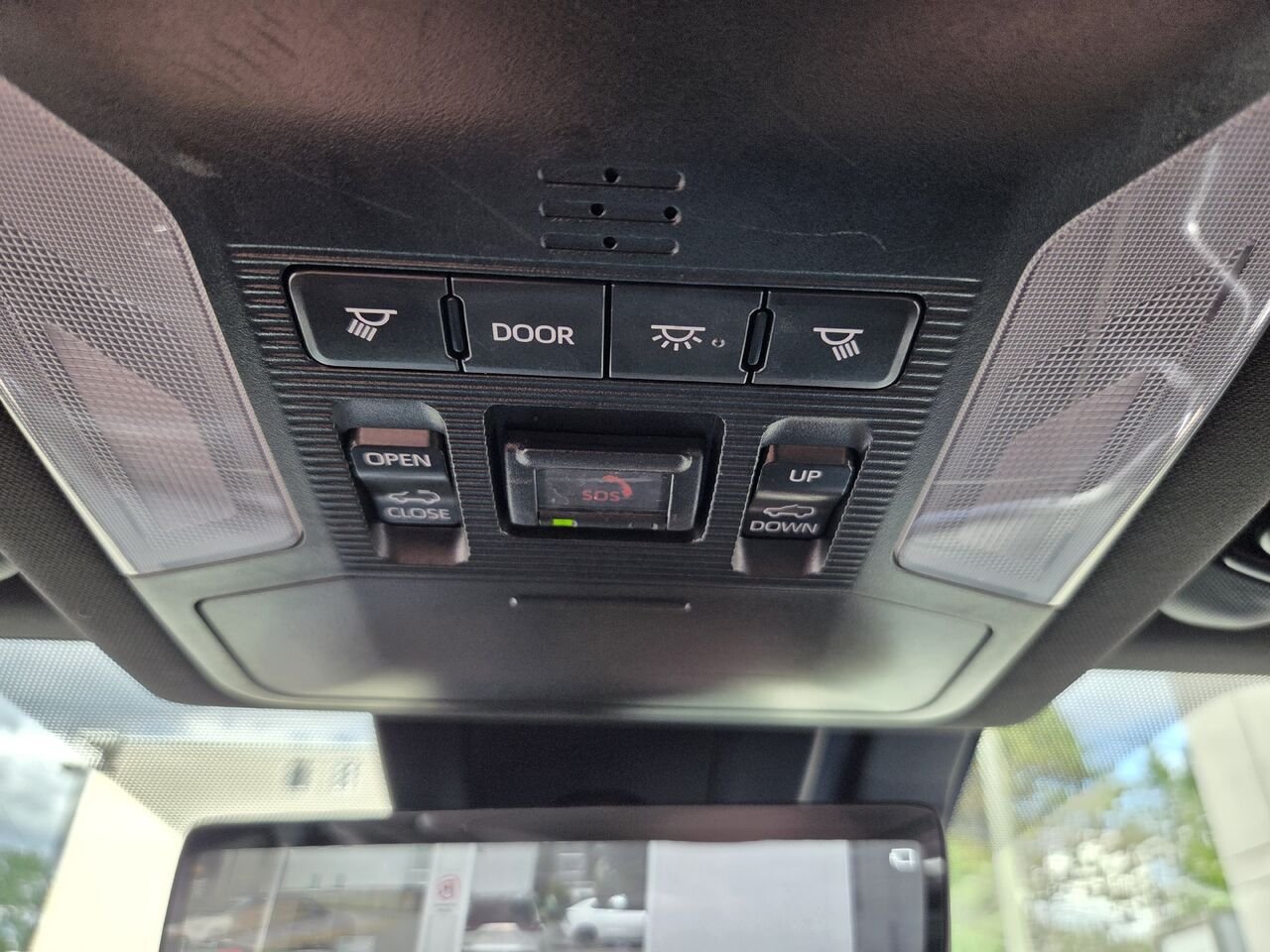 Toyota RAV4 PRIME 2021 Blanc Mont-Laurier - photo #22