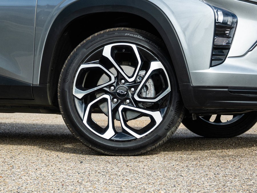 2025 Chevrolet Trax 2RS 1.2L | Leather Grey