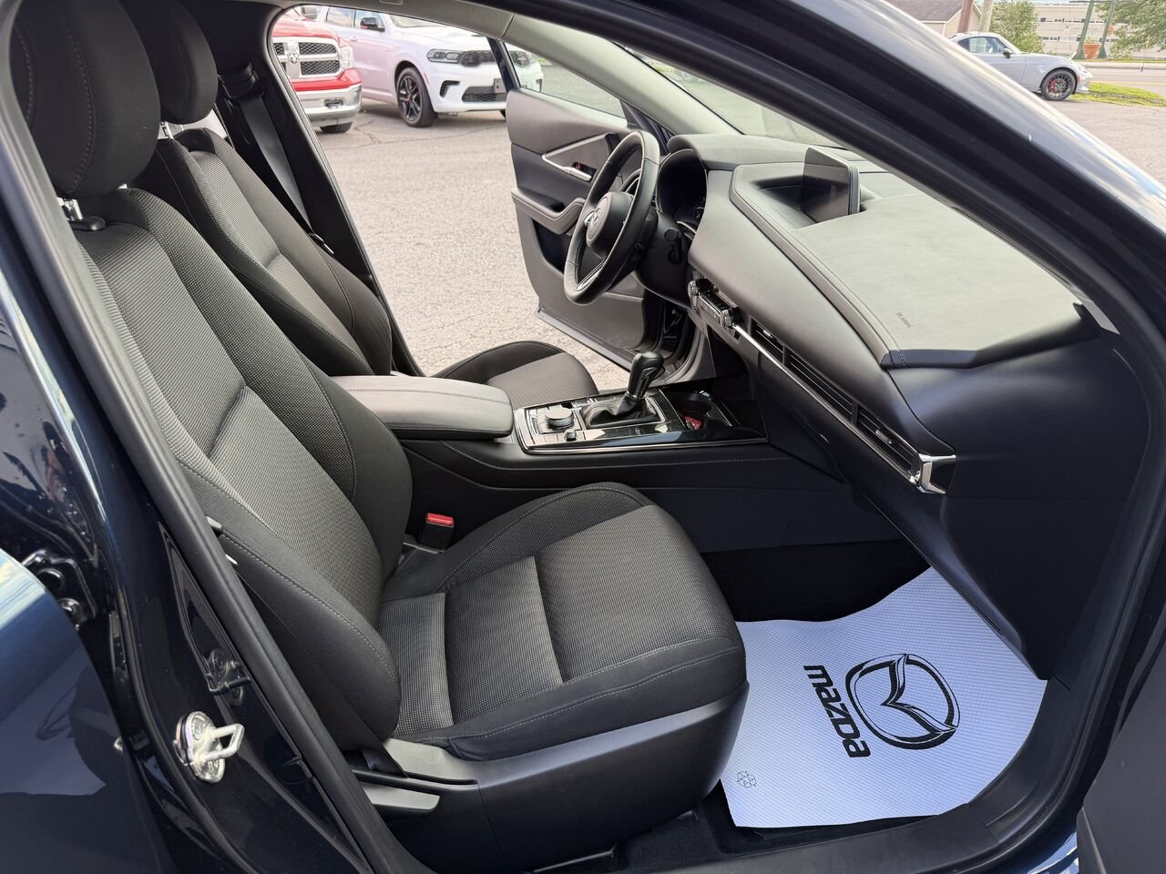 2024 Mazda CX-30 Blue Lac Mégantic - photo #13