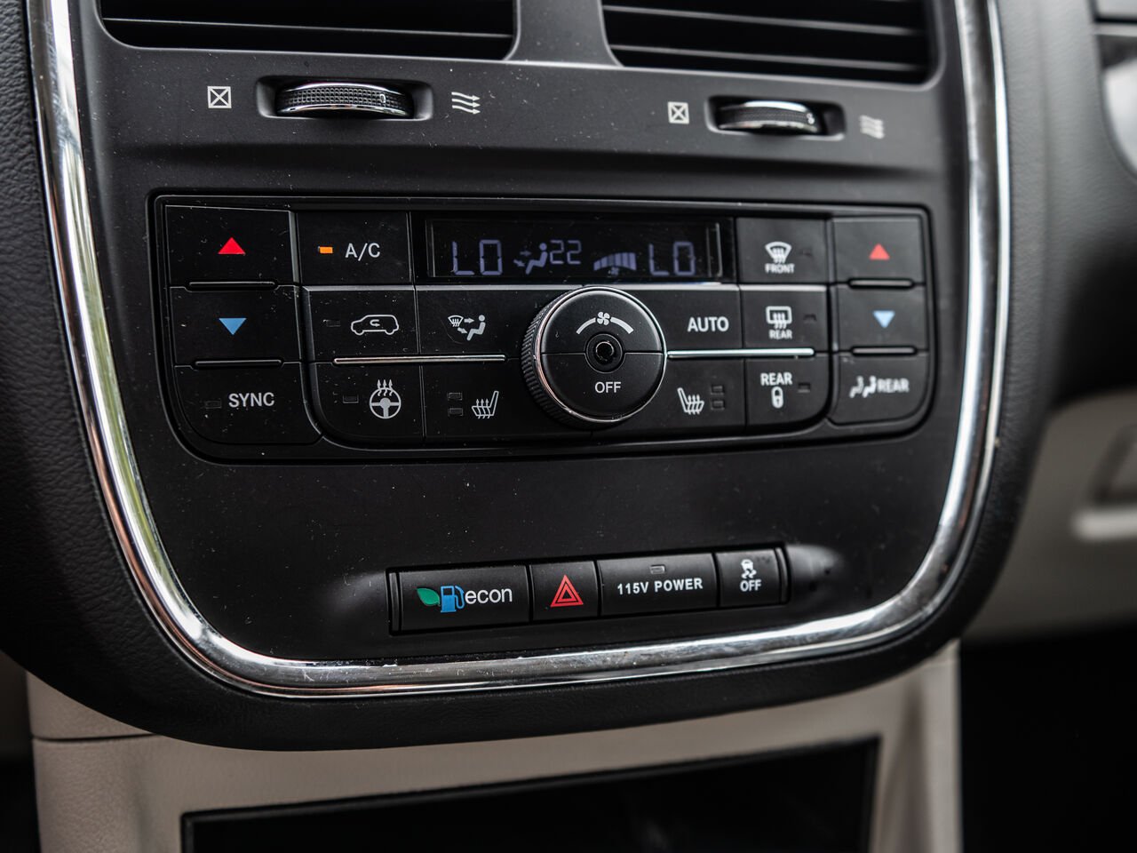 2016 Dodge Grand Caravan Black Sainte-Julienne - photo #21
