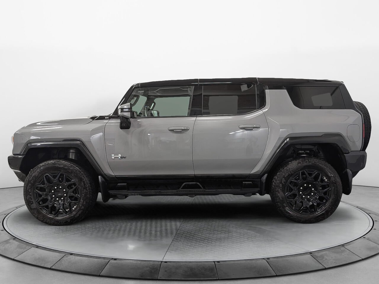 GMC Hummer SUV e4WD 2X Supercruise 2025 gray Sherbrooke - photo #1