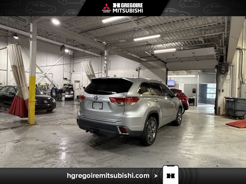 2017 Toyota Highlander HYBD Grey Blainville - photo #8