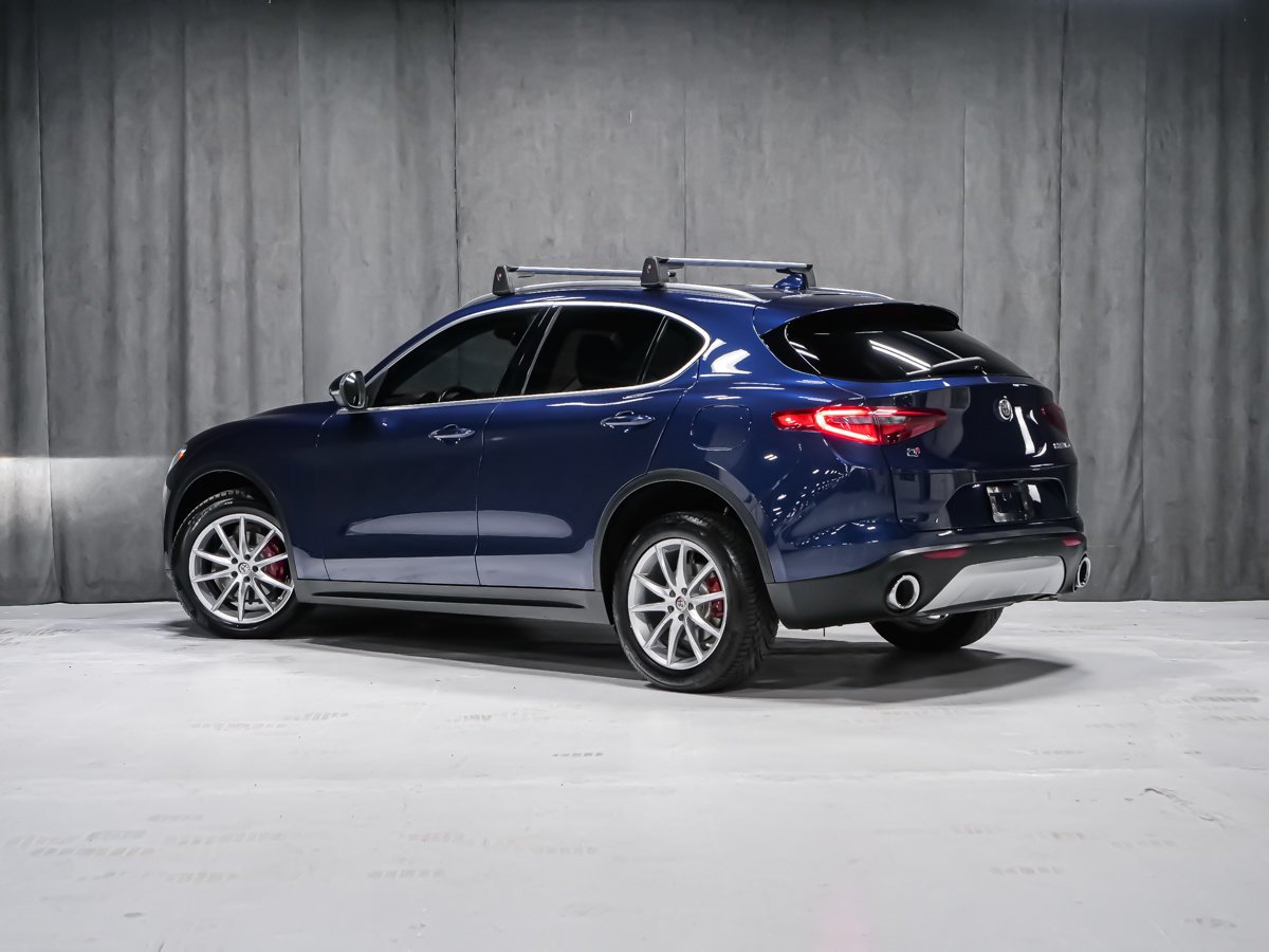 Alfa Romeo Stelvio Ti BARRE DE TOIT DÉMARREUR A DISTANCE 2018 Bleu Montréal - photo #3