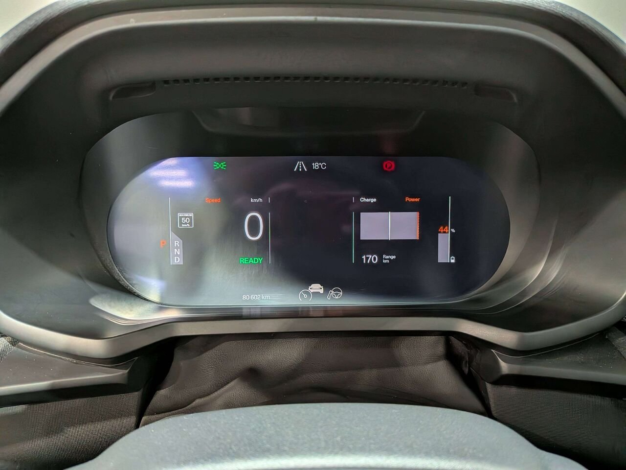 2022 Polestar 2 Long Range Dual Motor Grey Val-David - photo #18