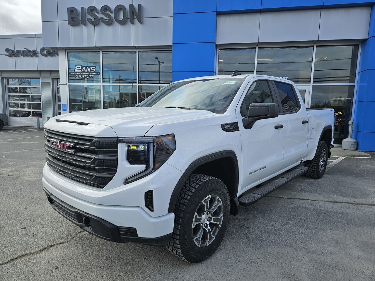 2026 GMC Sierra 1500 Pro cabine multiplace 4RM 157 po Summit White Thetford Mines - photo #0