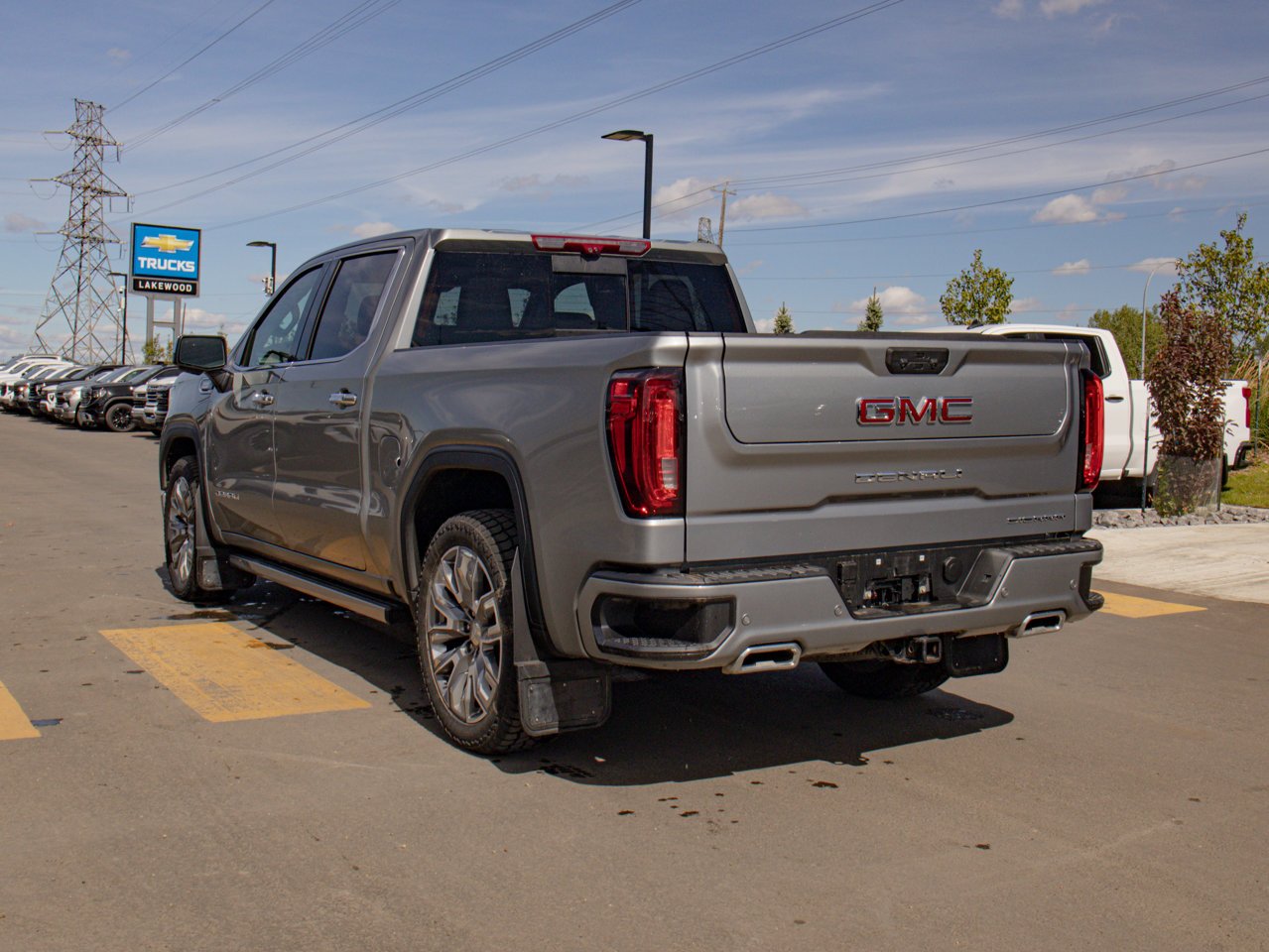 2025 GMC Sierra 1500 4WD Crew Cab 147 Denali Grey Sherwood Park - photo #7